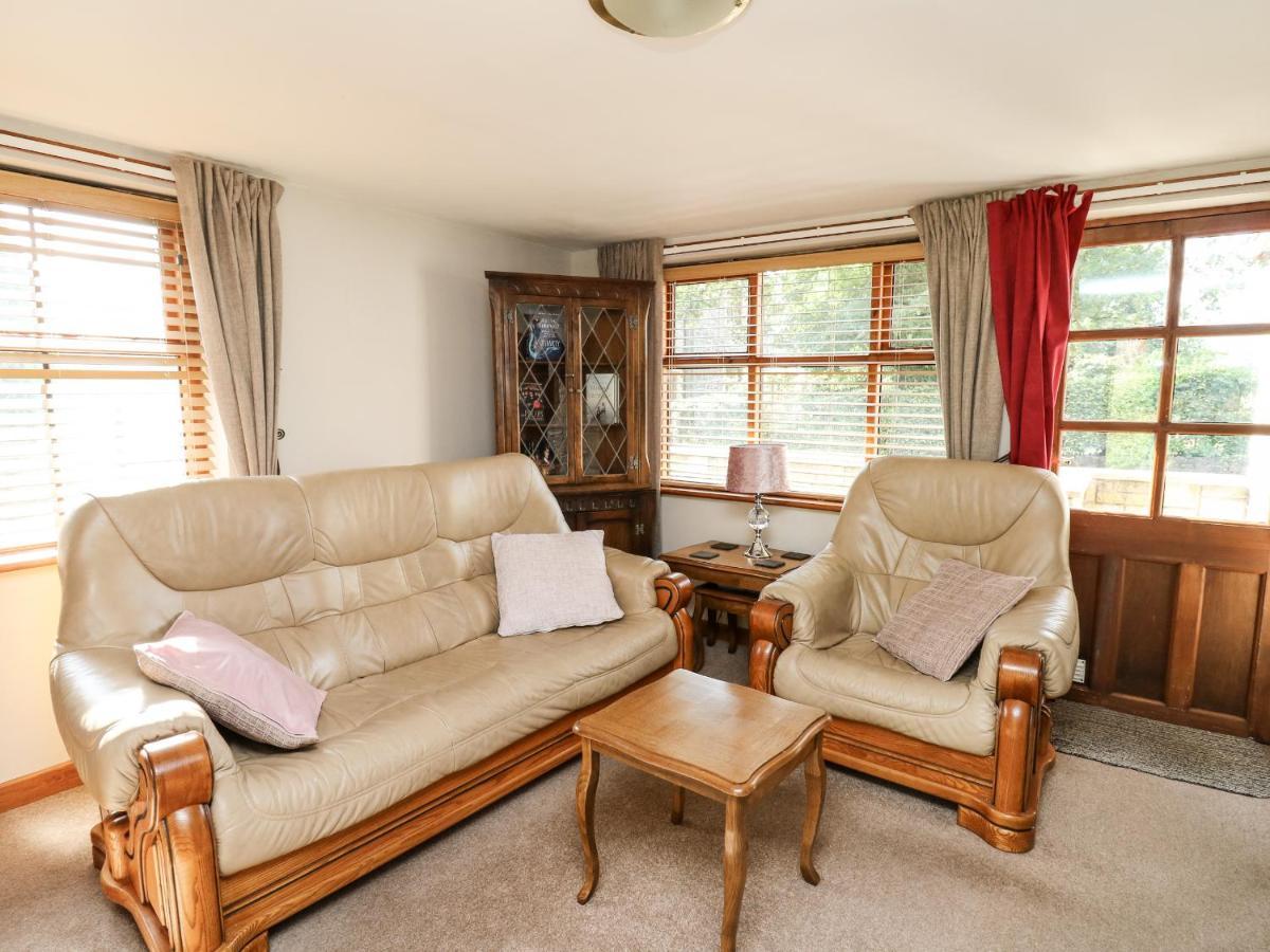 Brook Cottage ชานีดลอยส์ ภายนอก รูปภาพ